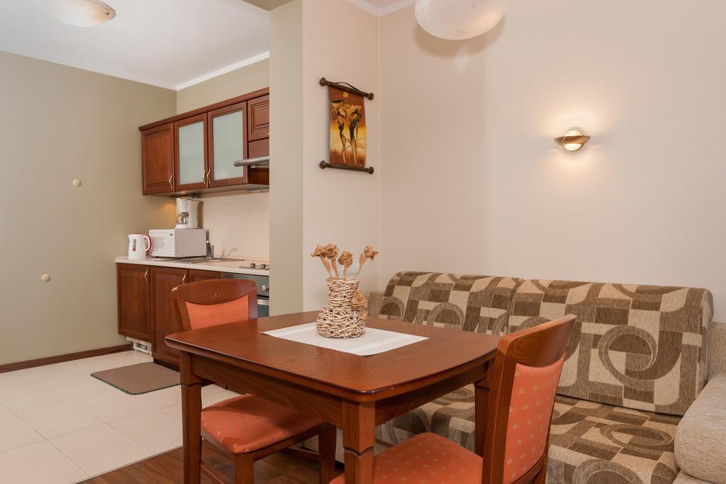Apartamenty Pod Orlami By Noclegi Renters ชวีโนวิชแจ ภายนอก รูปภาพ